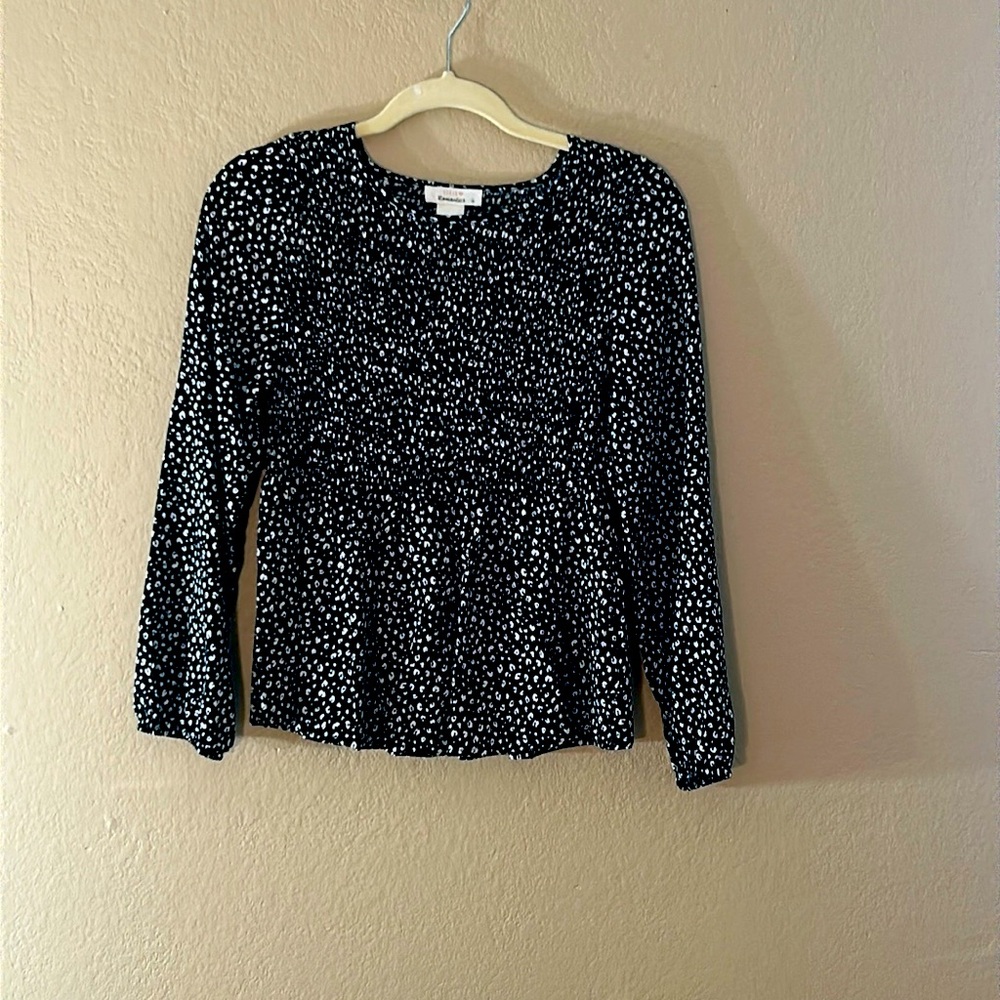 Urban Romantics Women’s Blouse Size XS.